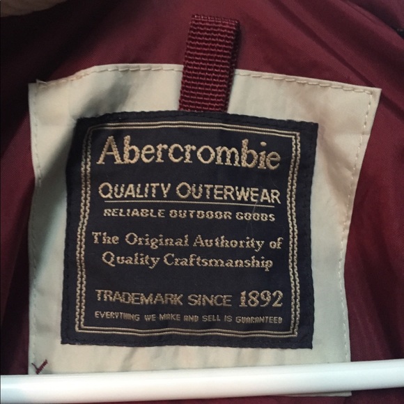 Abercrombie & Fitch light weight navy blue Jacket - Picture 3 of 5